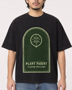 Mockup Boxy Heavyweight Tee Black male close-up 22