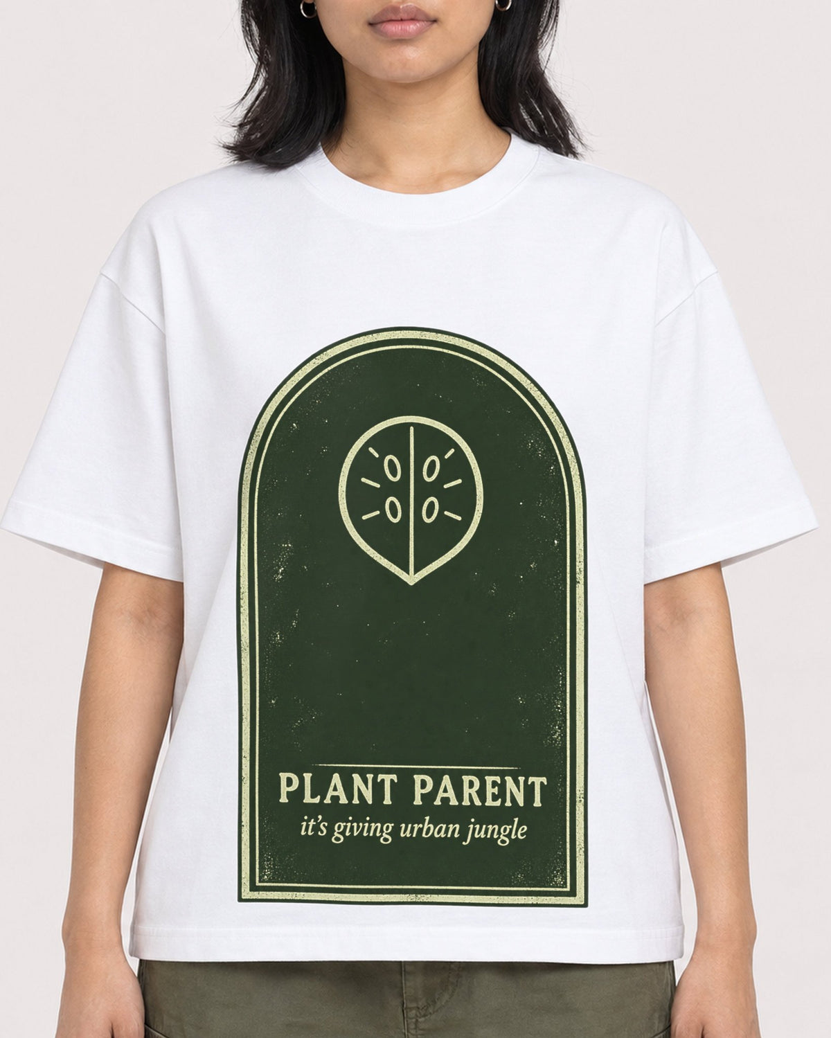 Mockup Boxy Heavyweight Tee White female close-up 22