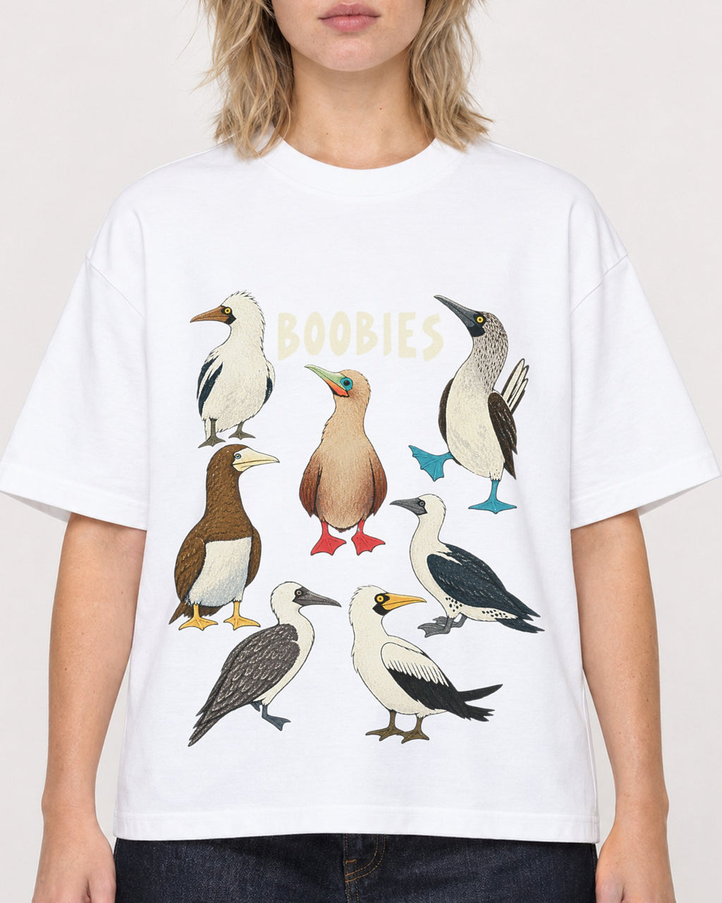 Mockup Boxy Heavyweight Tee White female close-up 19