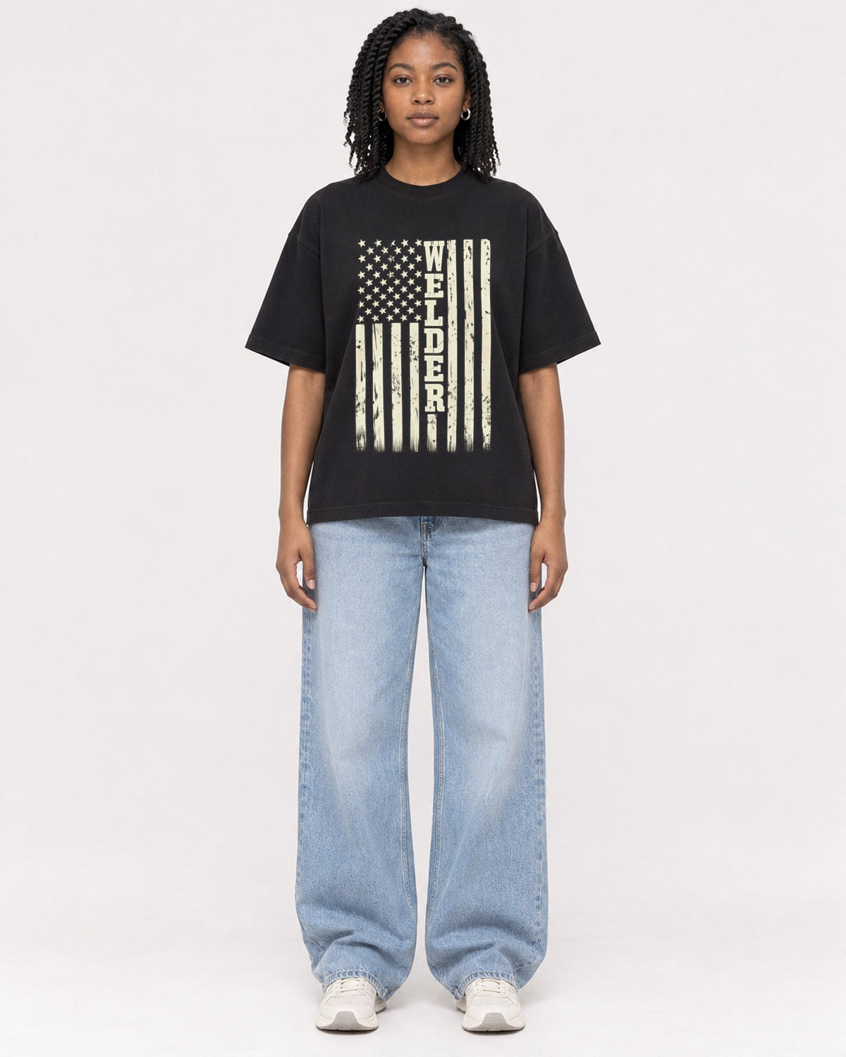 Mockup Boxy Heavyweight Tee Black female full-body 15