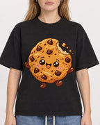 Mockup Boxy Heavyweight Tee Black female close-up 49