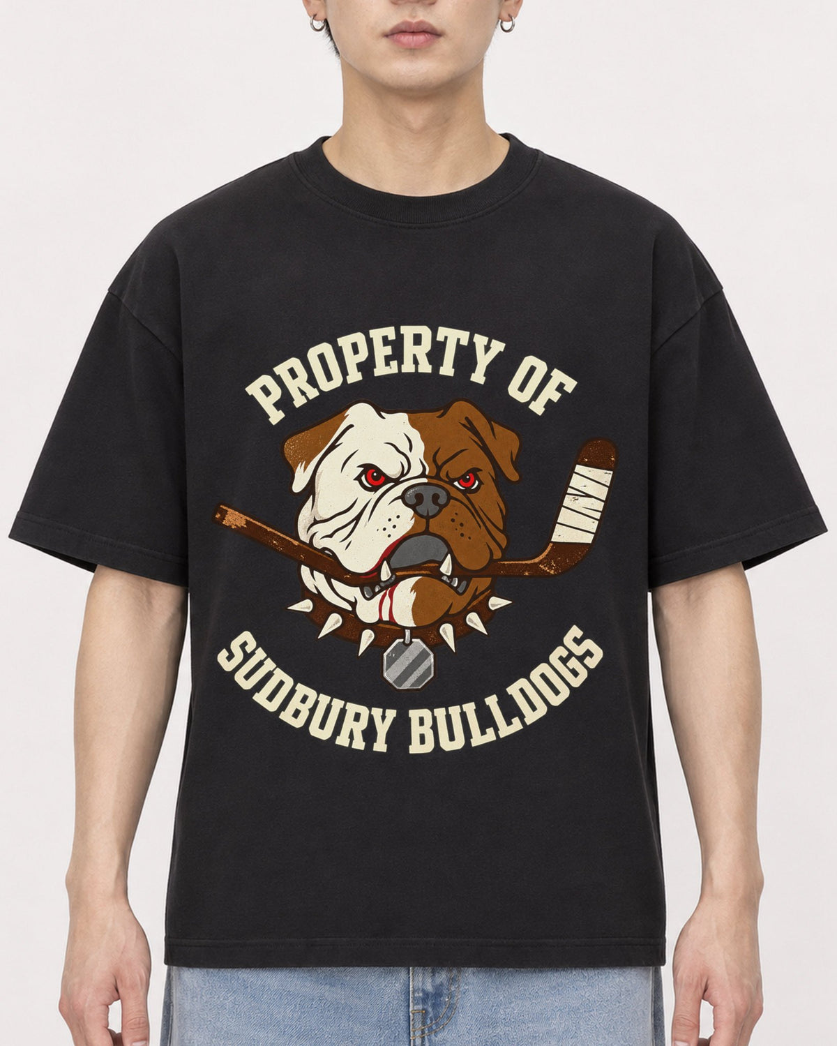 Mockup Boxy Heavyweight Tee Black male close-up 01