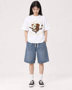 Mockup Boxy Heavyweight Tee White female full-body 01
