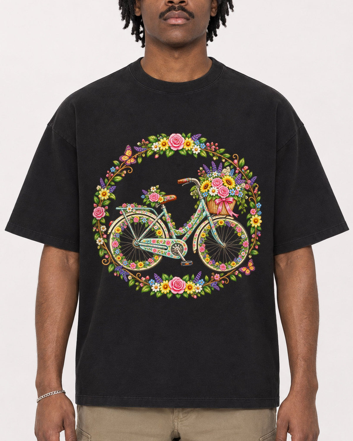 Mockup Boxy Heavyweight Tee Black male close-up 04