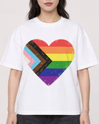 Mockup Boxy Heavyweight Tee White female close-up 03