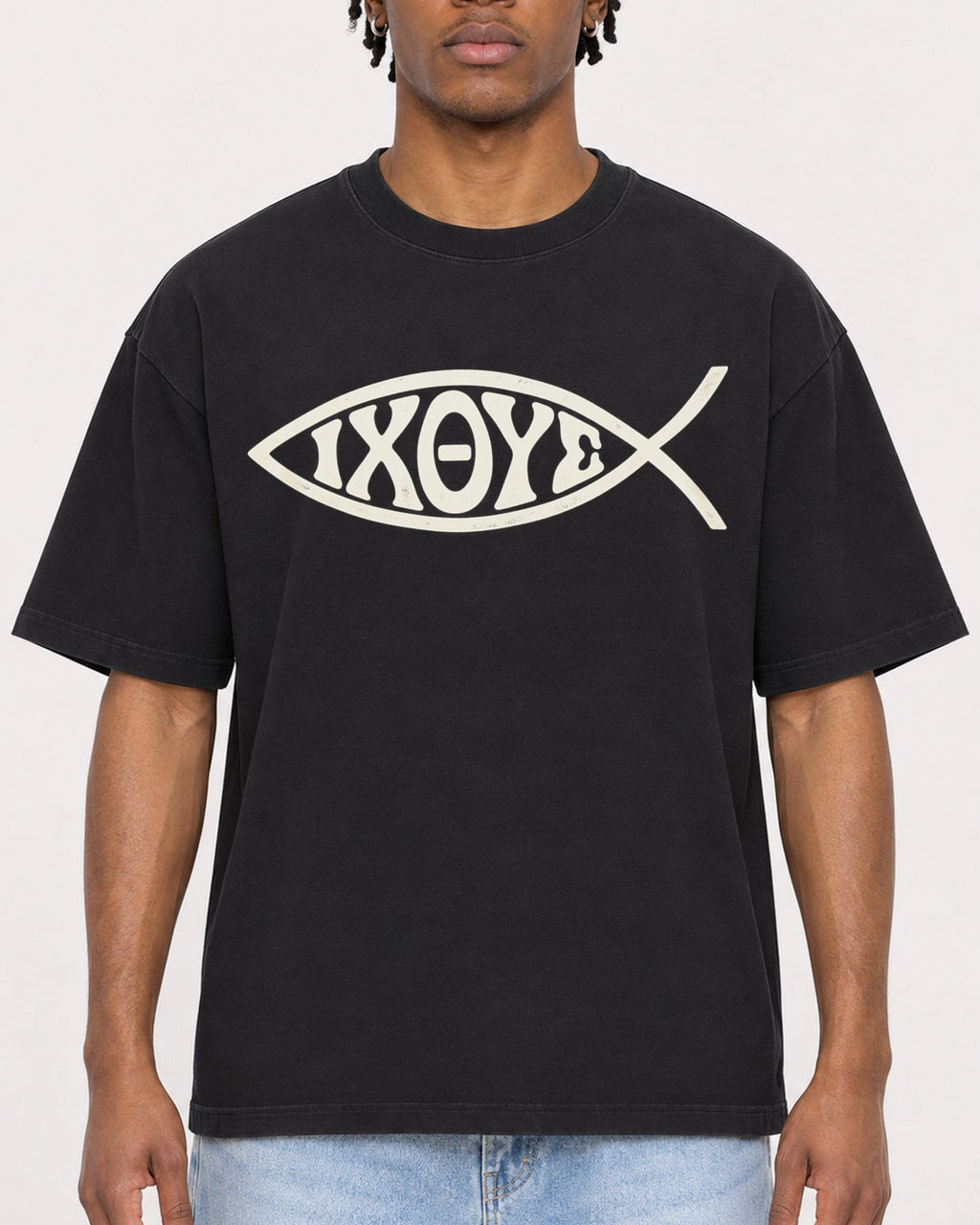 Mockup Boxy Heavyweight Tee Black male close-up 05