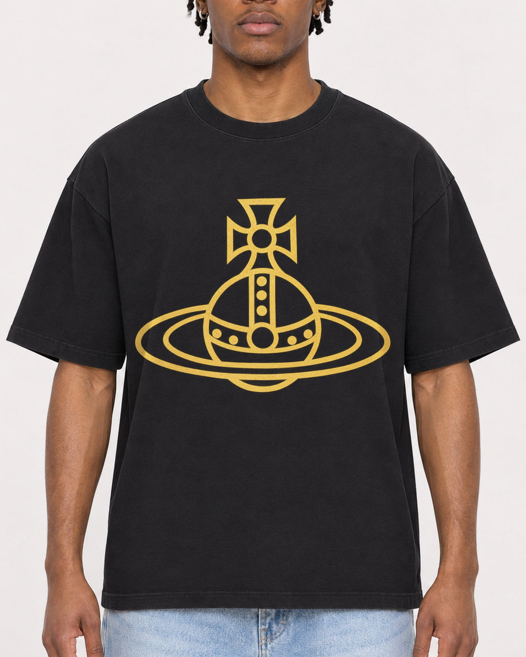 Mockup Boxy Heavyweight Tee Black male close-up 05