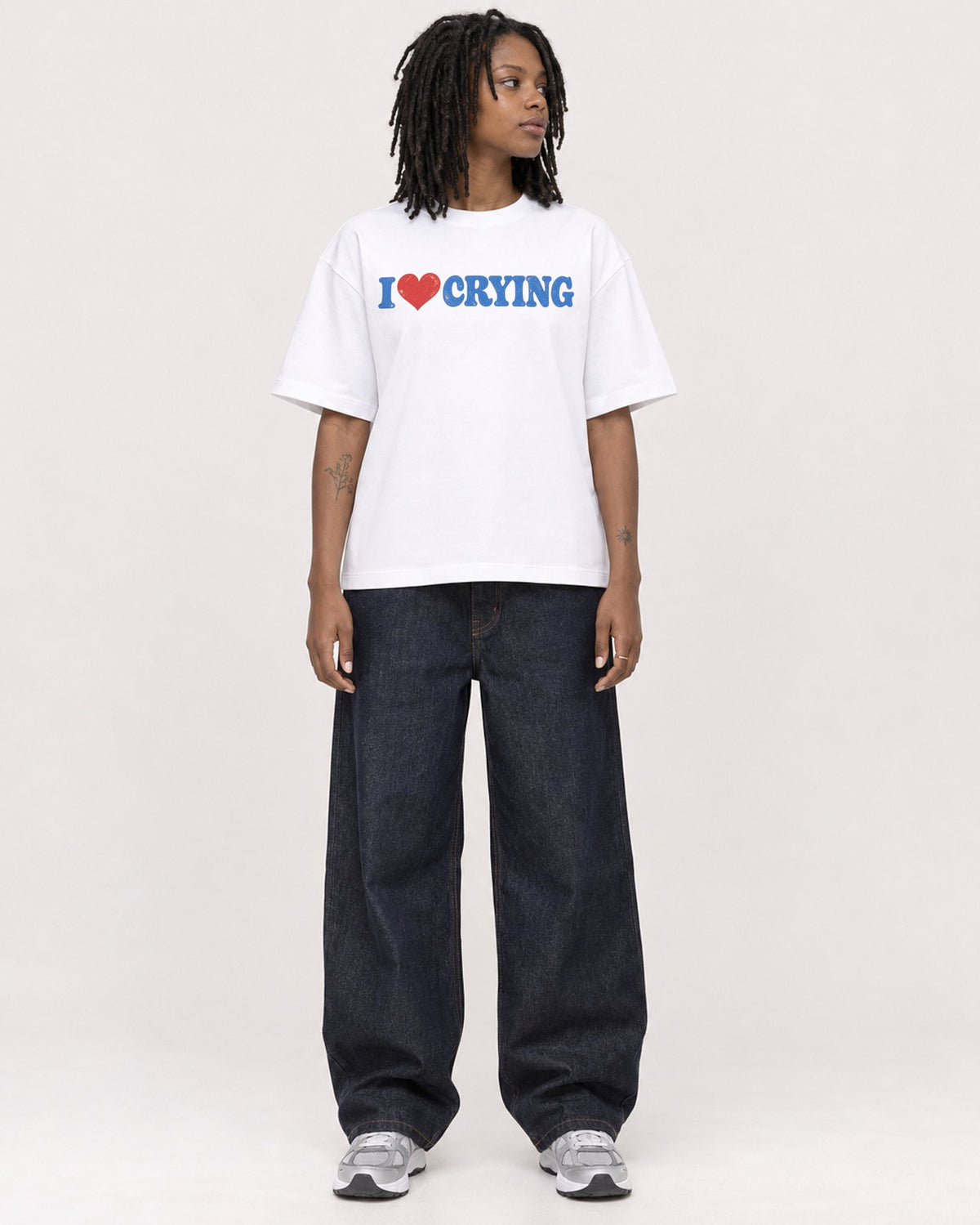 Mockup Boxy Heavyweight Tee White female full-body 24