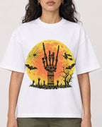 Mockup Boxy Heavyweight Tee White female close-up 07