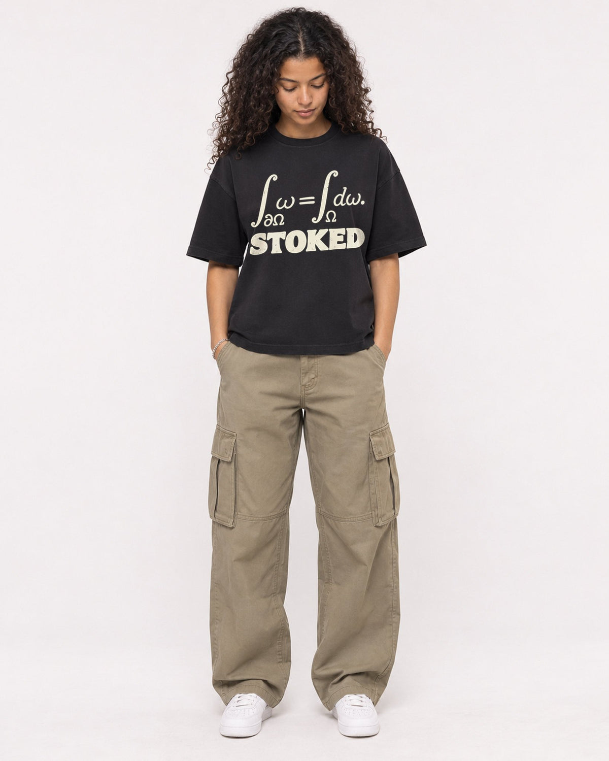Mockup Boxy Heavyweight Tee Black female full-body 10
