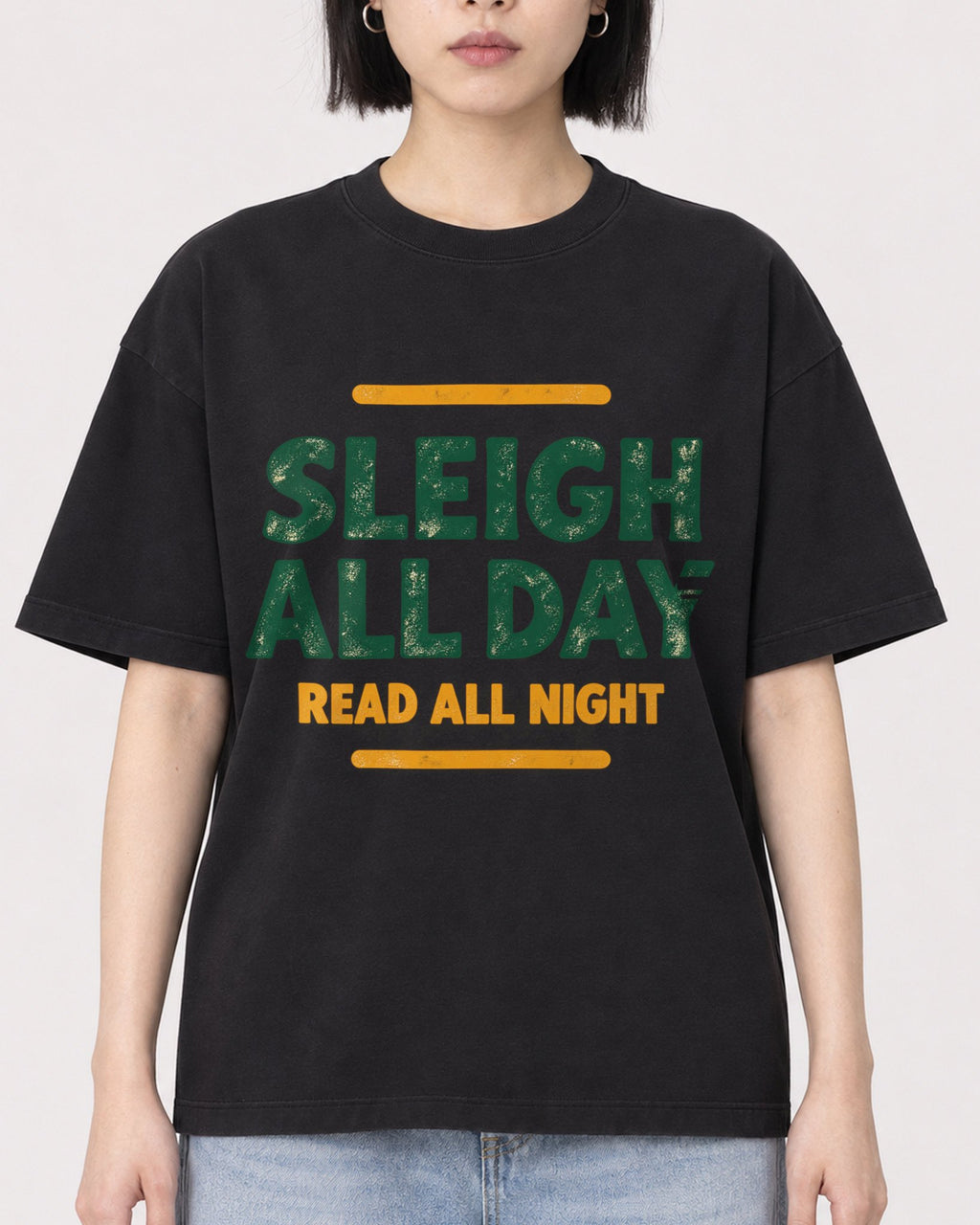 Mockup Boxy Heavyweight Tee Black female close-up 11