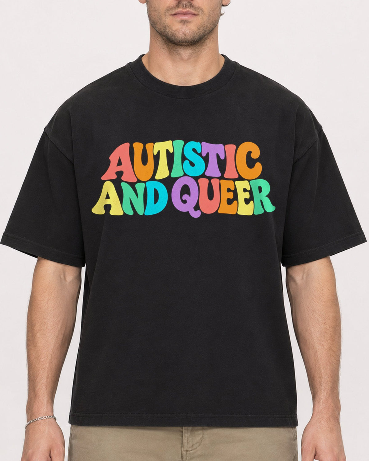Mockup Boxy Heavyweight Tee Black male close-up 08