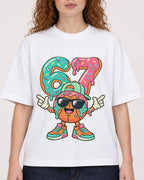 Mockup Boxy Heavyweight Tee White female close-up 09