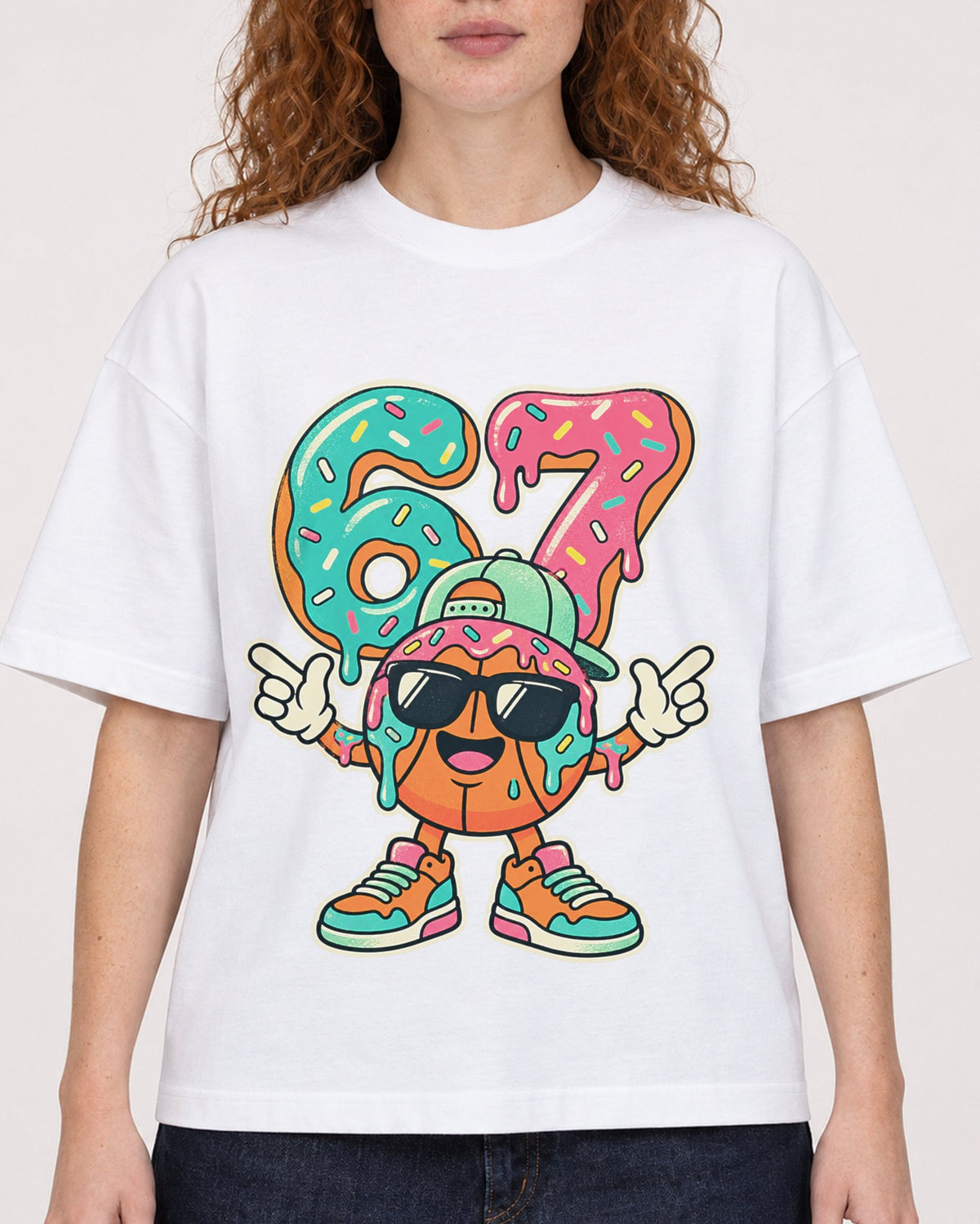 Mockup Boxy Heavyweight Tee White female close-up 09
