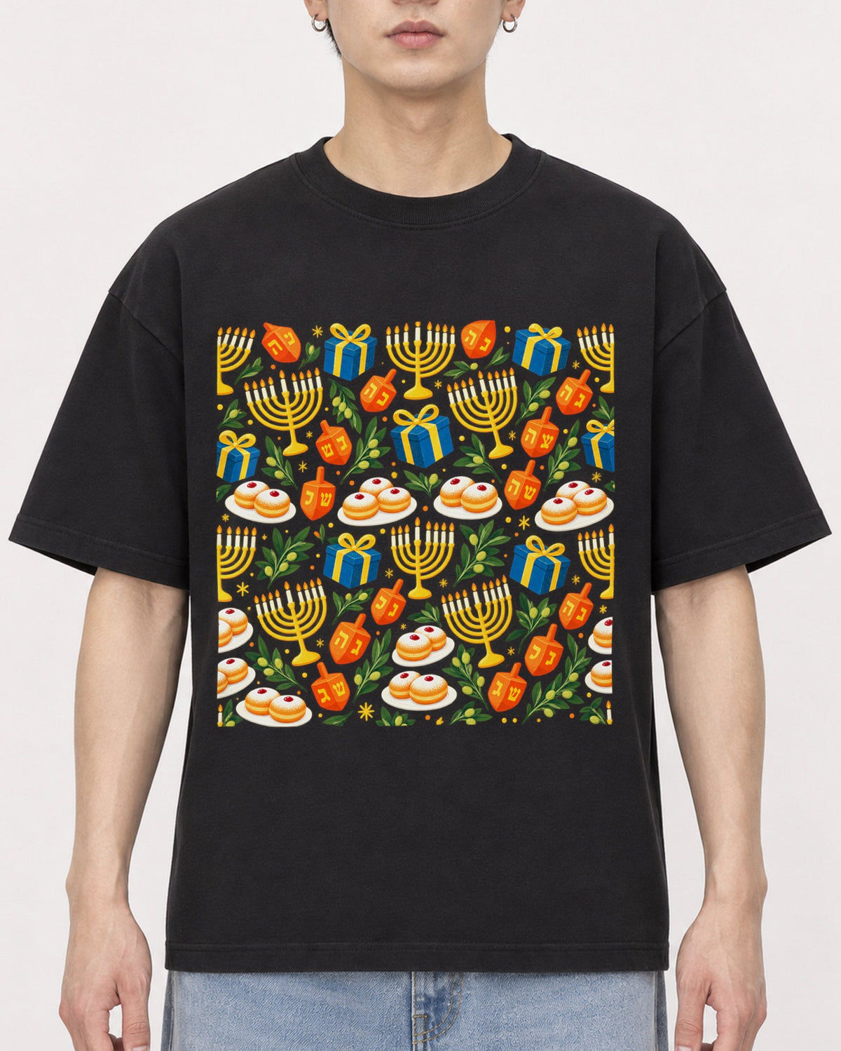 Mockup Boxy Heavyweight Tee Black male close-up 01