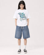 Mockup Boxy Heavyweight Tee White female full-body 01