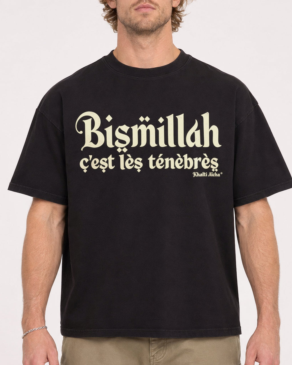 Mockup Boxy Heavyweight Tee Black male close-up 28