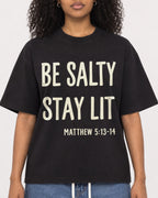 Mockup Boxy Heavyweight Tee Black female close-up 05