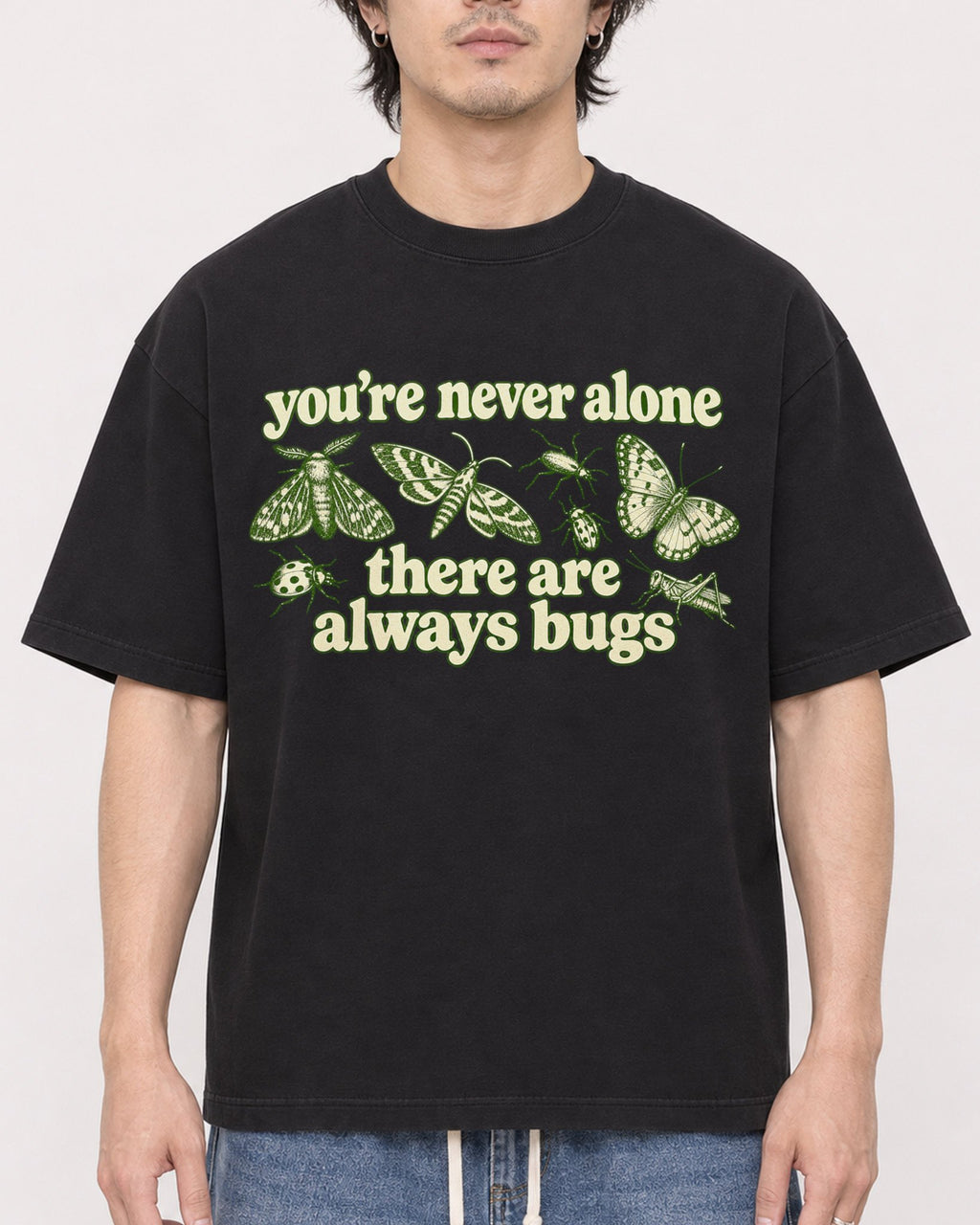 Mockup Boxy Heavyweight Tee Black male close-up 03
