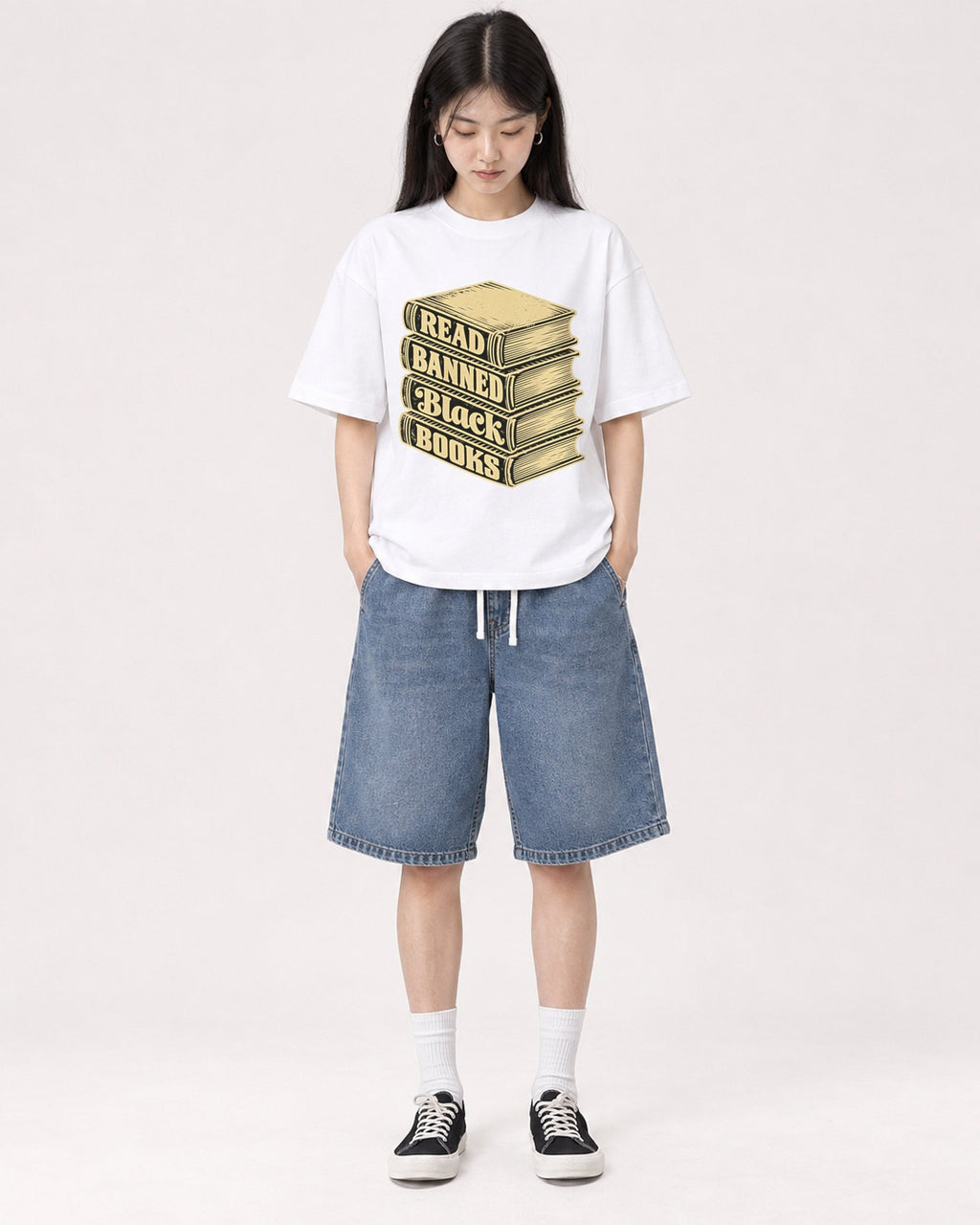 Mockup Boxy Heavyweight Tee White female full-body 01