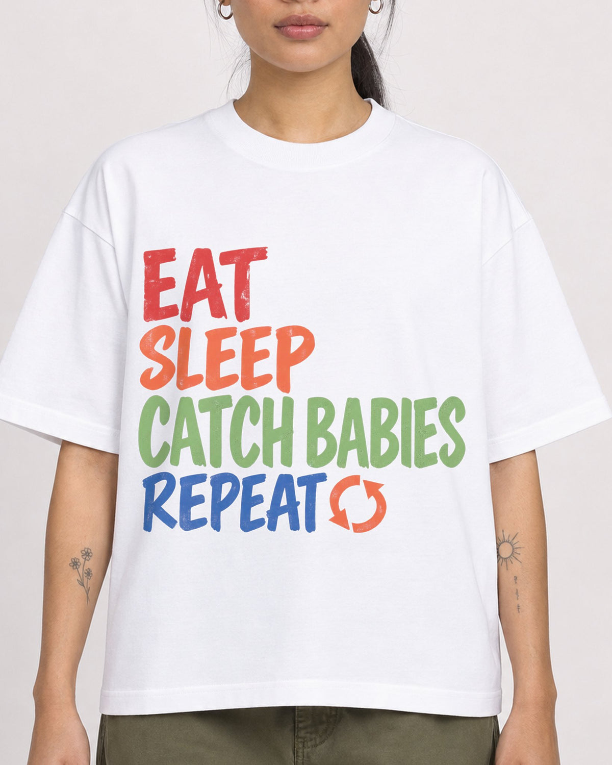 Mockup Boxy Heavyweight Tee White female close-up 42