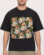 Mockup Boxy Heavyweight Tee Black male close-up 08
