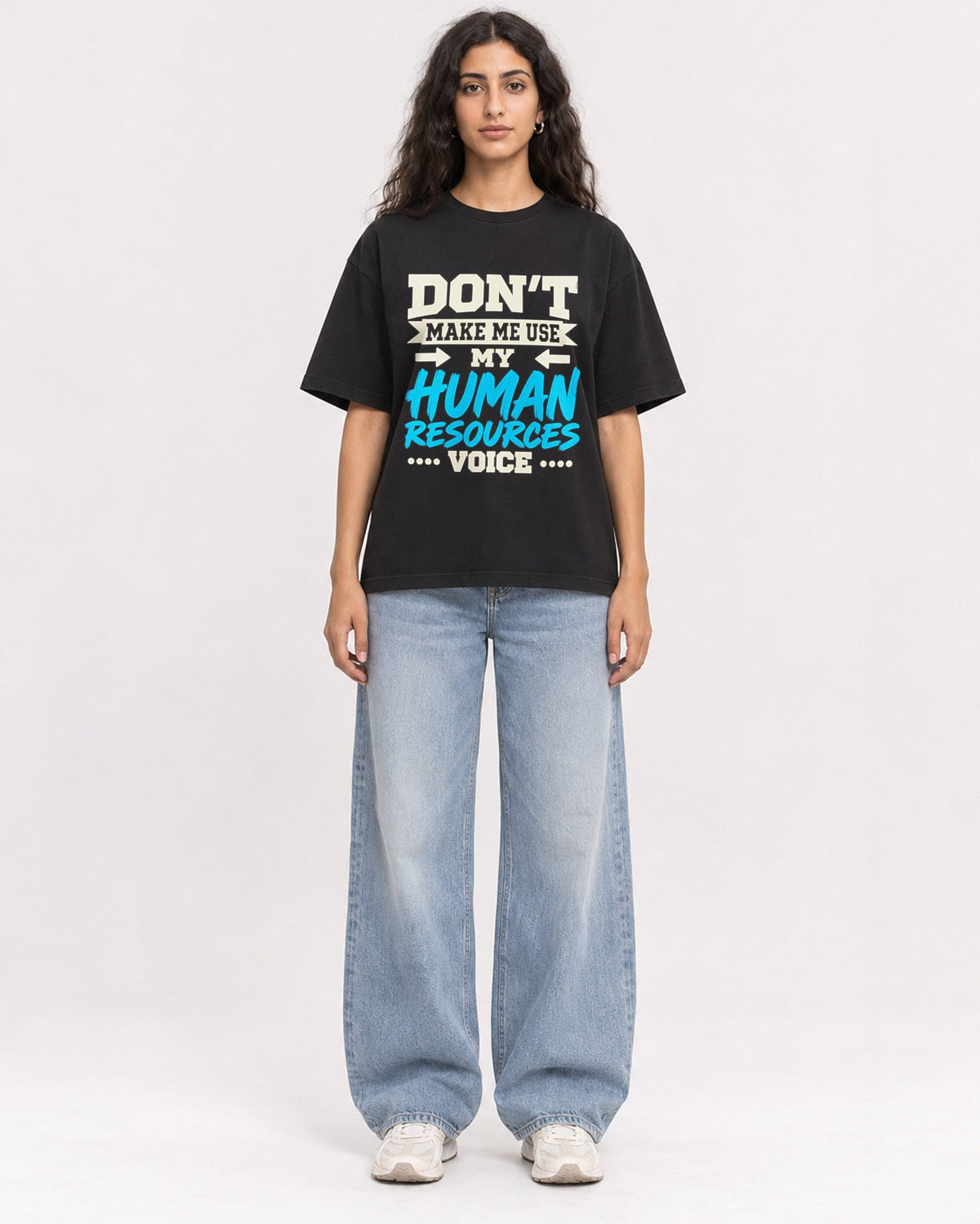 Mockup Boxy Heavyweight Tee Black female full-body 07