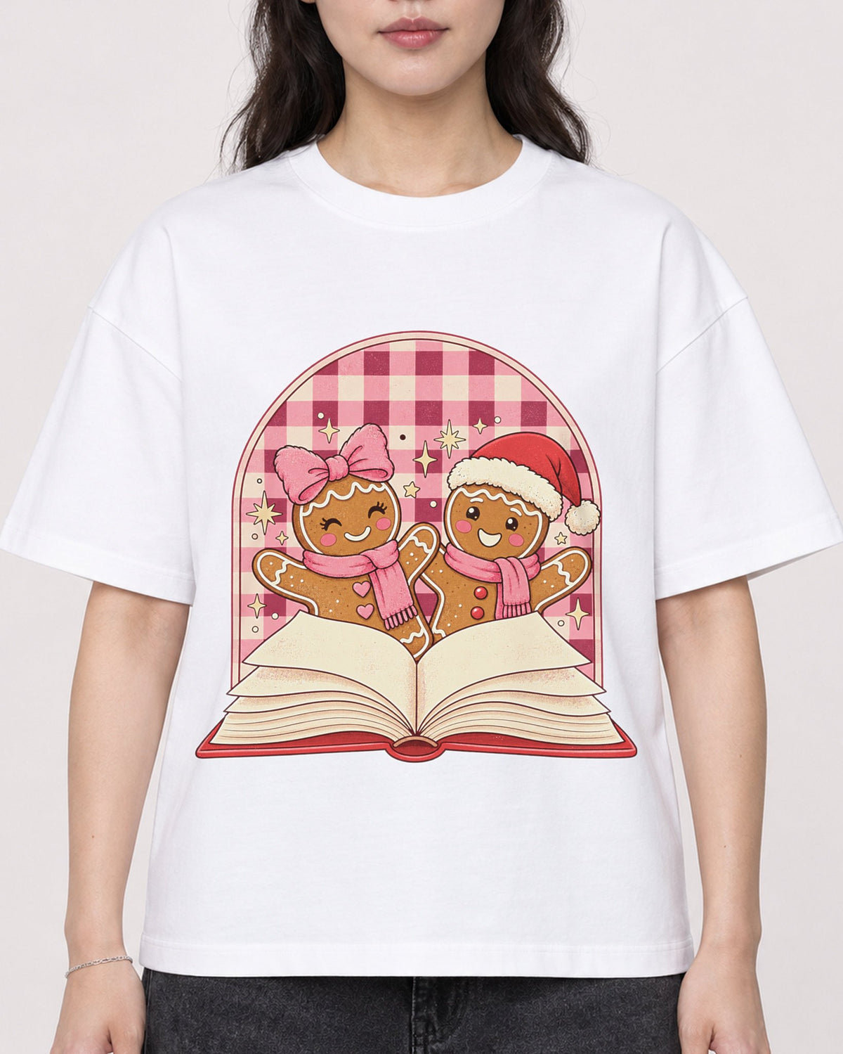 Mockup Boxy Heavyweight Tee White female close-up 03
