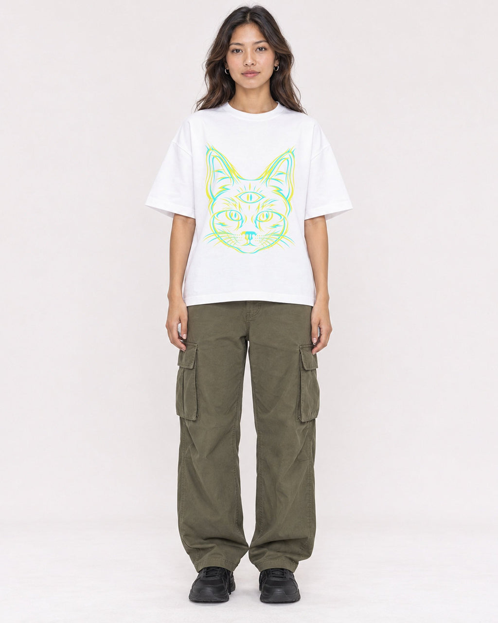 Mockup Boxy Heavyweight Tee White female full-body 02