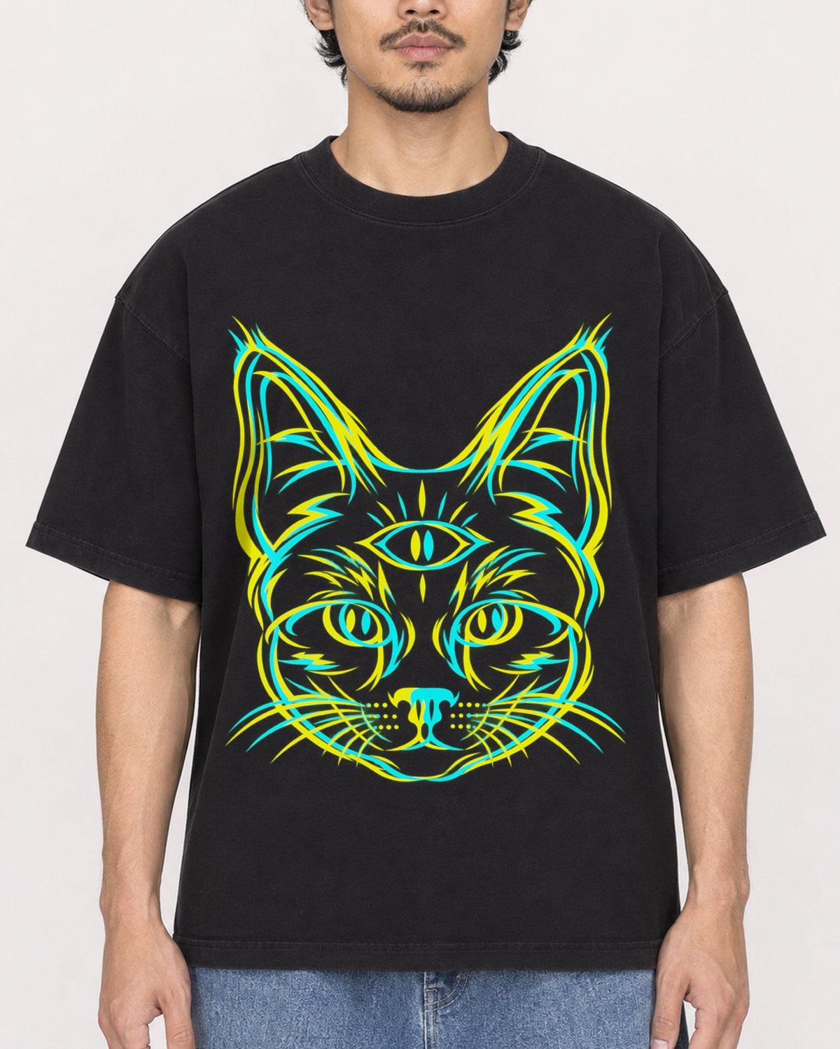 Mockup Boxy Heavyweight Tee Black male close-up 02