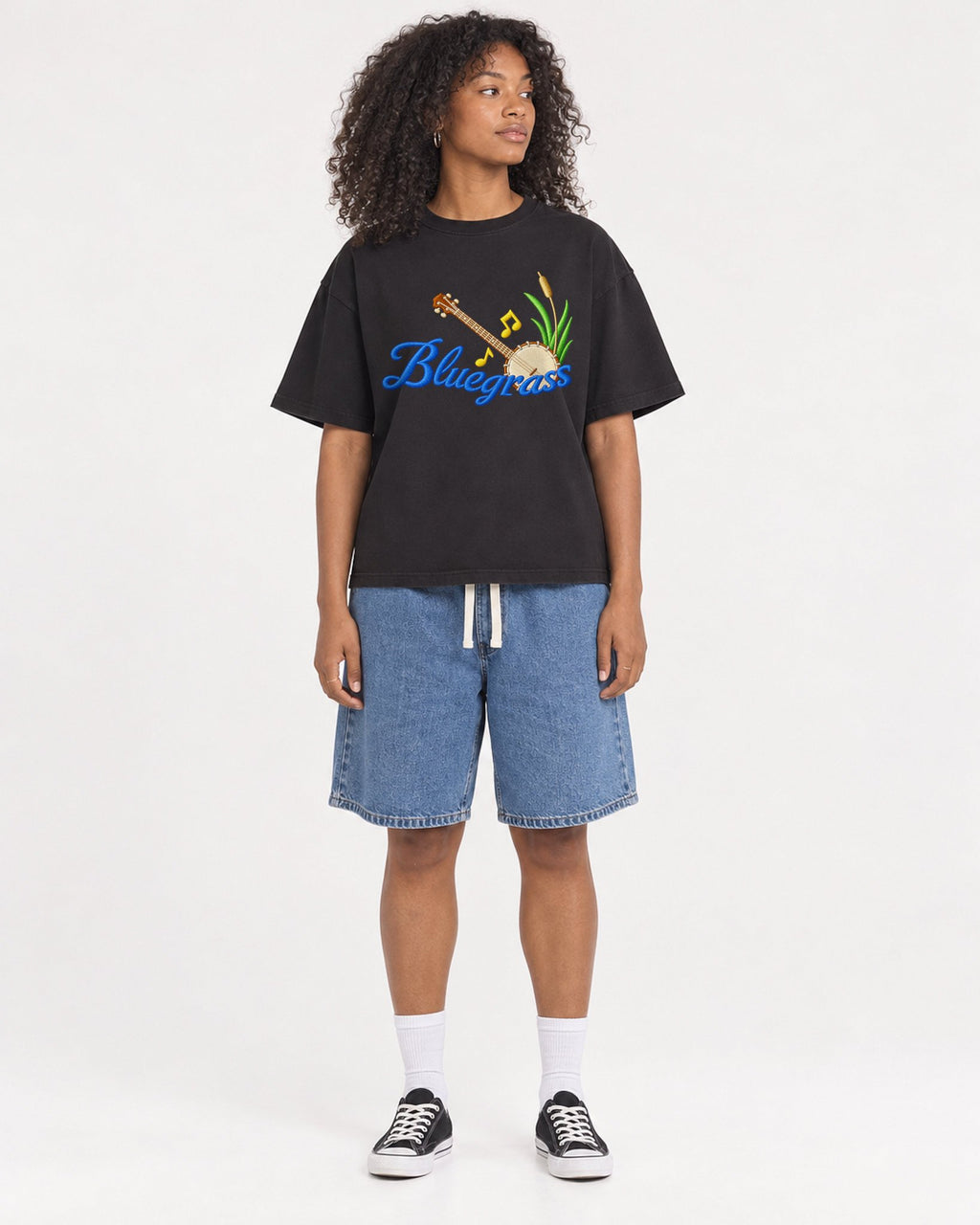 Mockup Boxy Heavyweight Tee Black female full-body 05