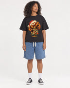 Mockup Boxy Heavyweight Tee Black female full-body 05