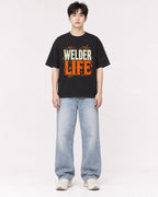 Mockup Boxy Heavyweight Tee Black male full-body 01