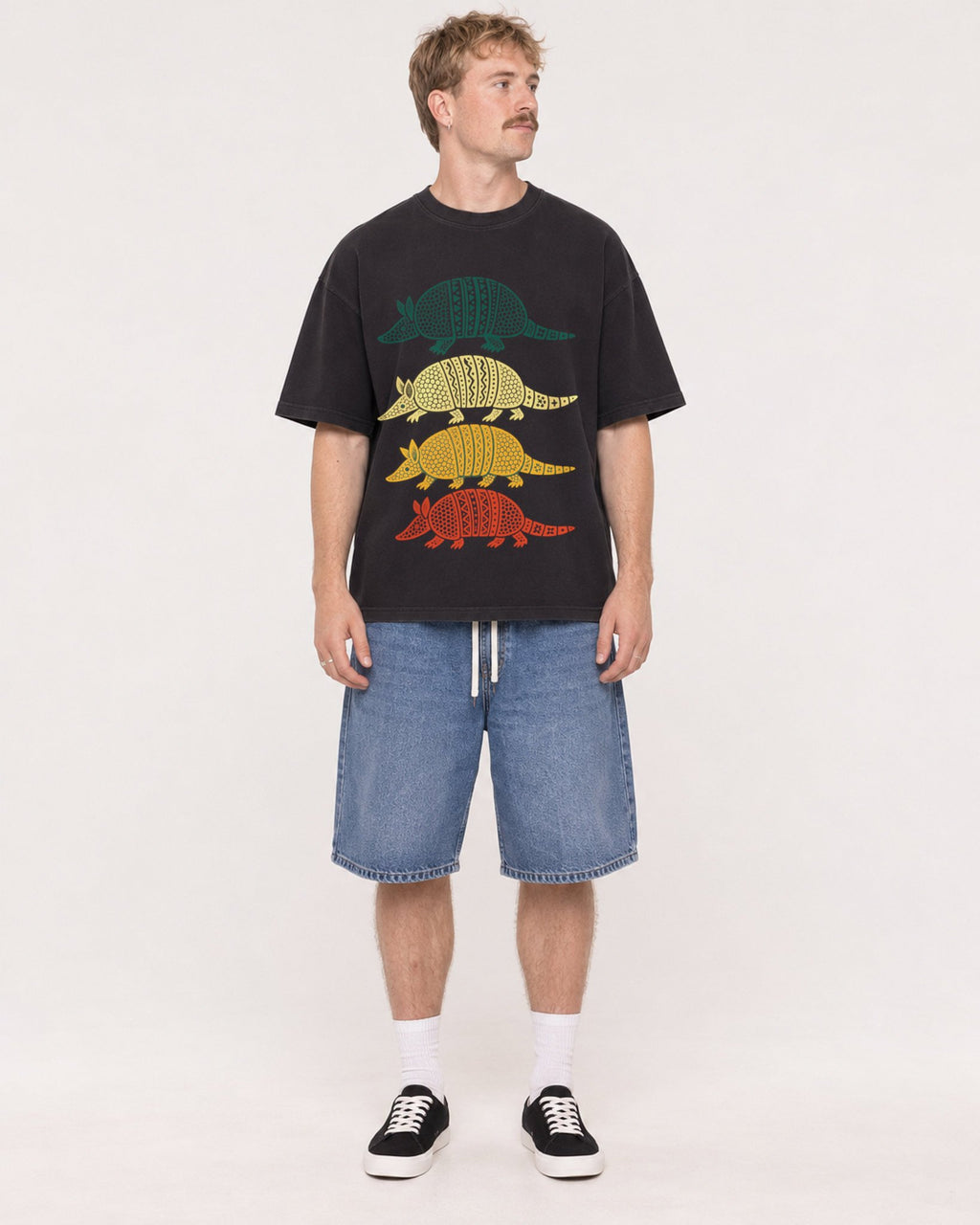 Mockup Boxy Heavyweight Tee Black male full-body 19