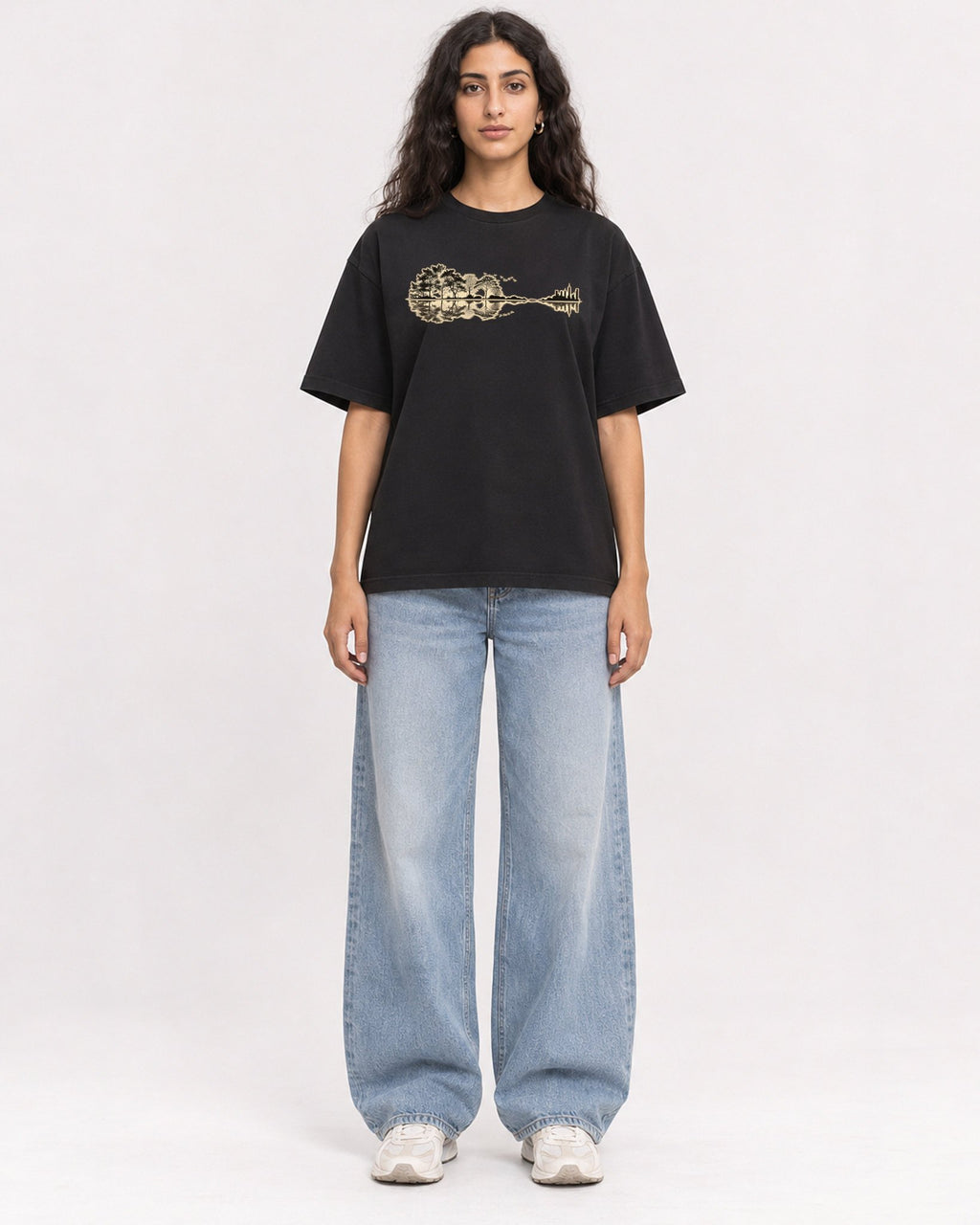 Mockup Boxy Heavyweight Tee Black female full-body 07