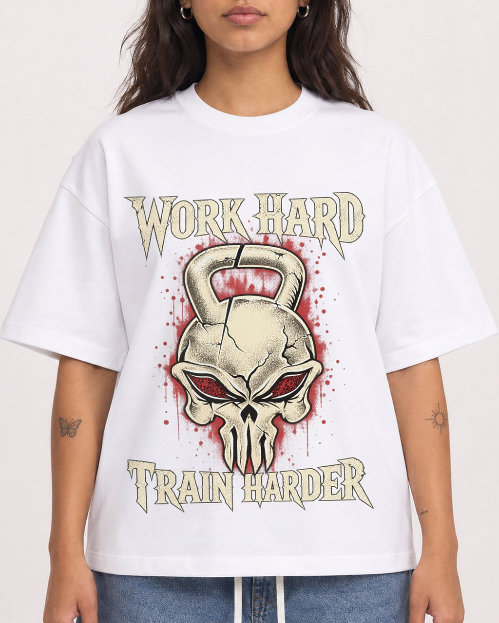 Mockup Boxy Heavyweight Tee White female close-up 06