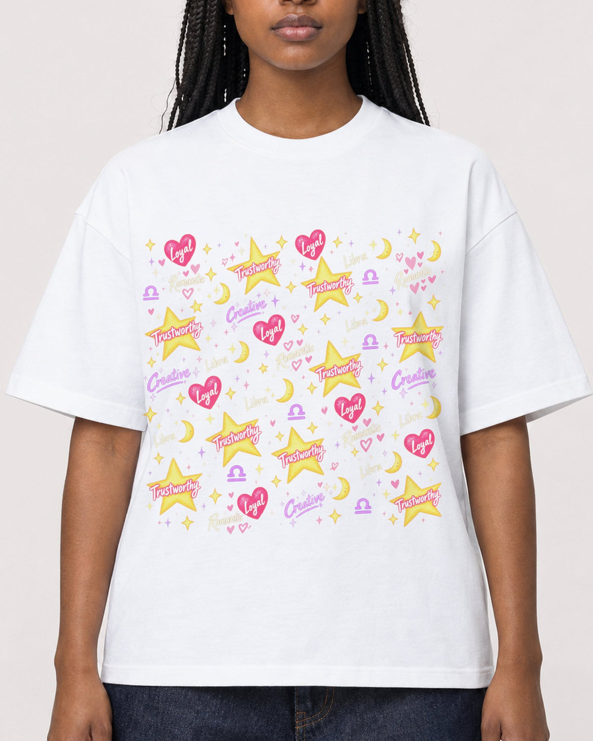 Mockup Boxy Heavyweight Tee White female close-up 04