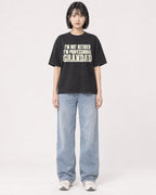 Mockup Boxy Heavyweight Tee Black female full-body 11