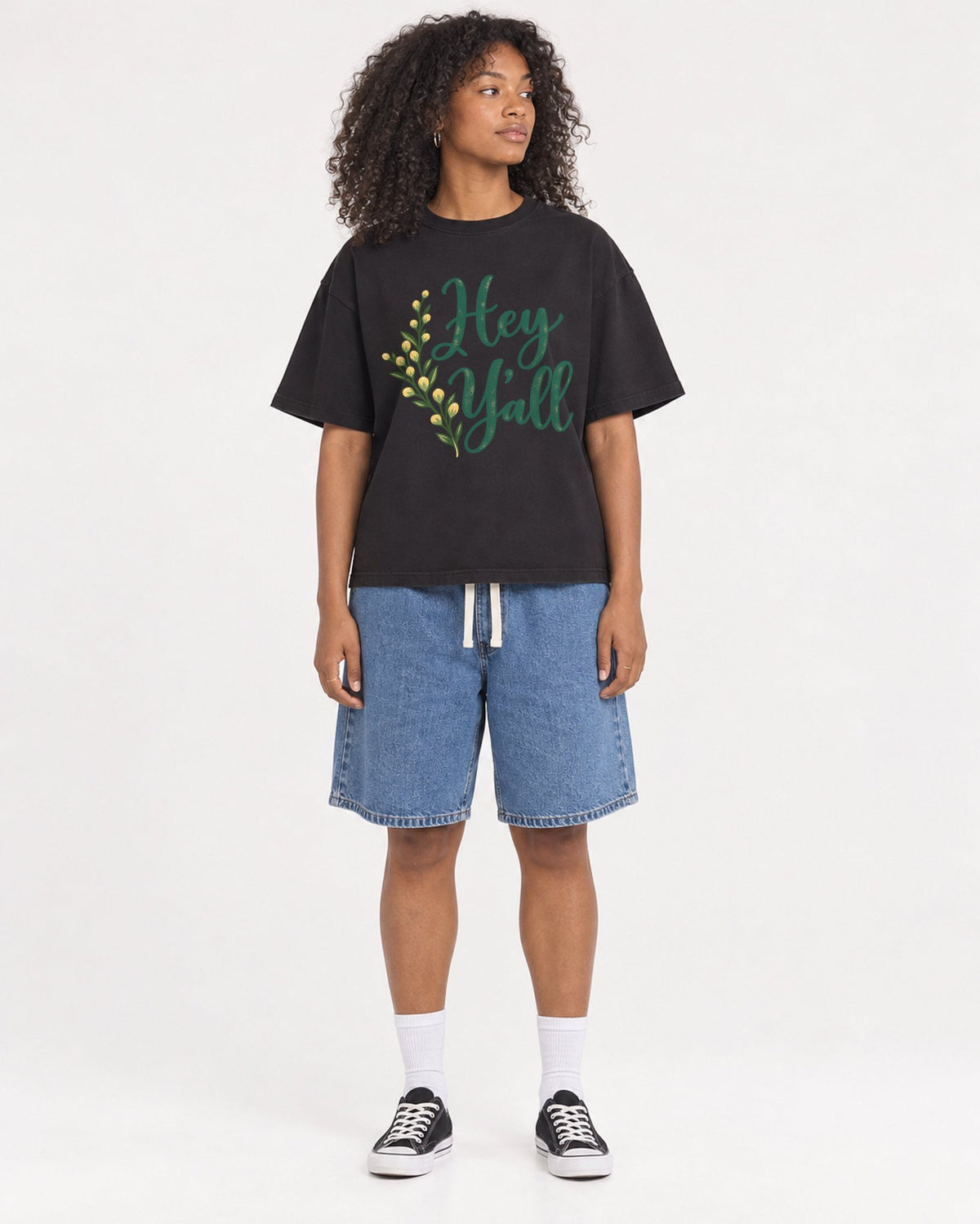 Mockup Boxy Heavyweight Tee Black female full-body 05