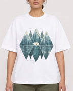 Mockup Boxy Heavyweight Tee White female close-up 17