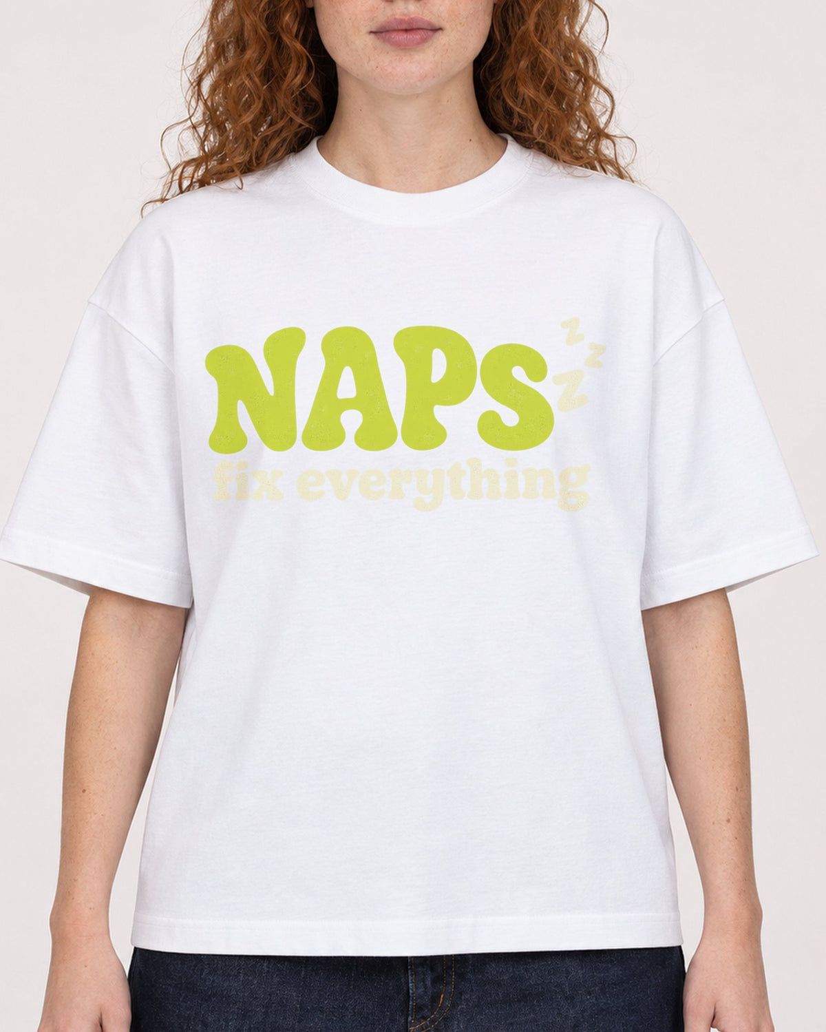 Mockup Boxy Heavyweight Tee White female close-up 09