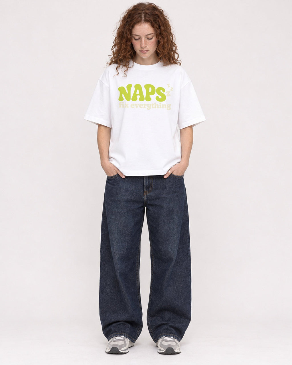 Mockup Boxy Heavyweight Tee White female full-body 09