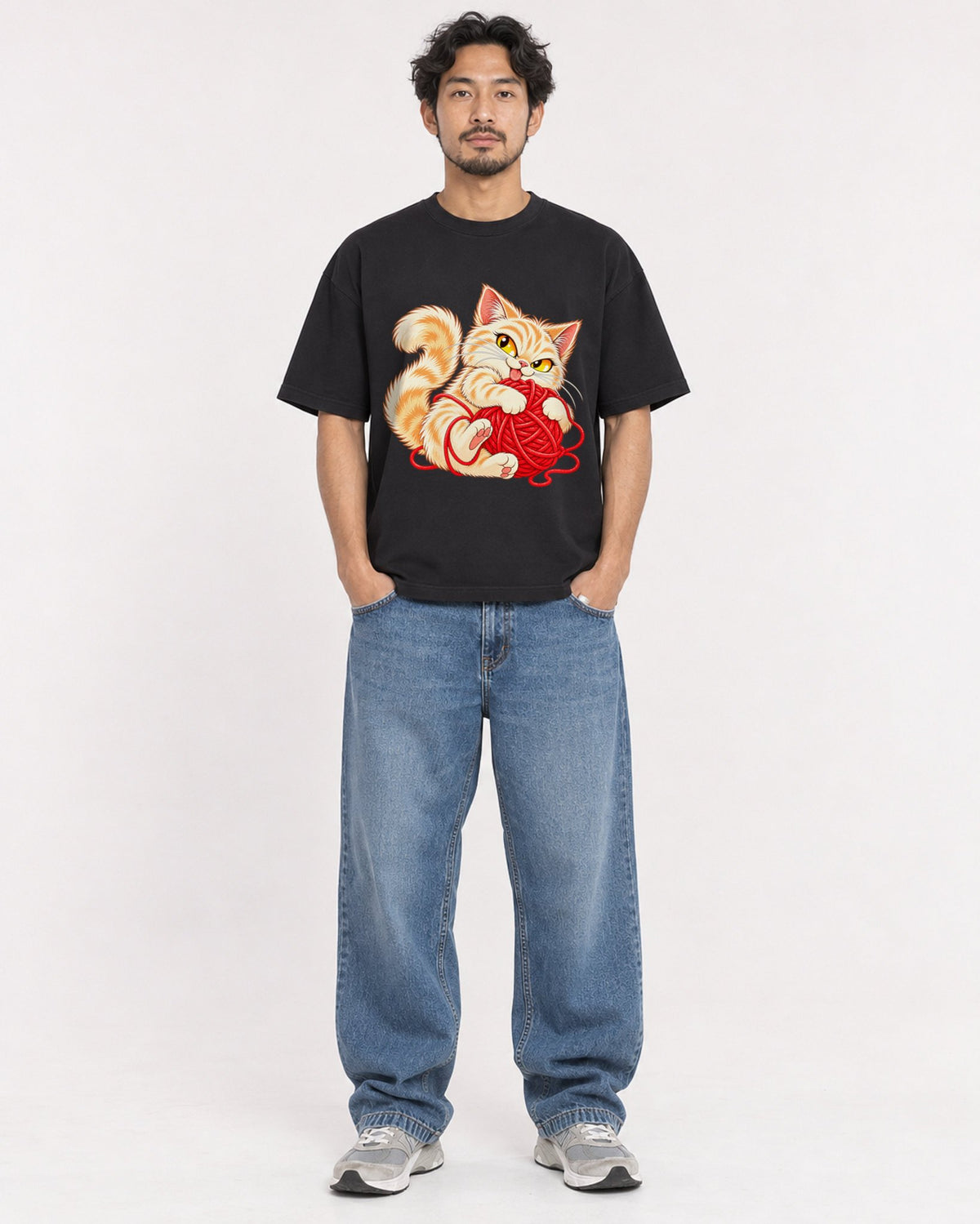 Mockup Boxy Heavyweight Tee Black male full-body 02