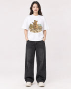 Mockup Boxy Heavyweight Tee White female full-body 03