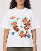 Mockup Boxy Heavyweight Tee White female close-up 07