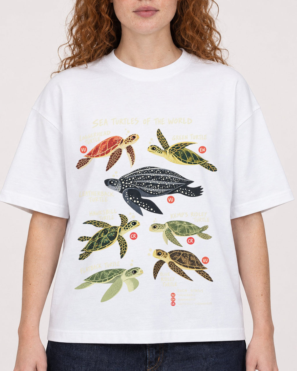 Mockup Boxy Heavyweight Tee White female close-up 09