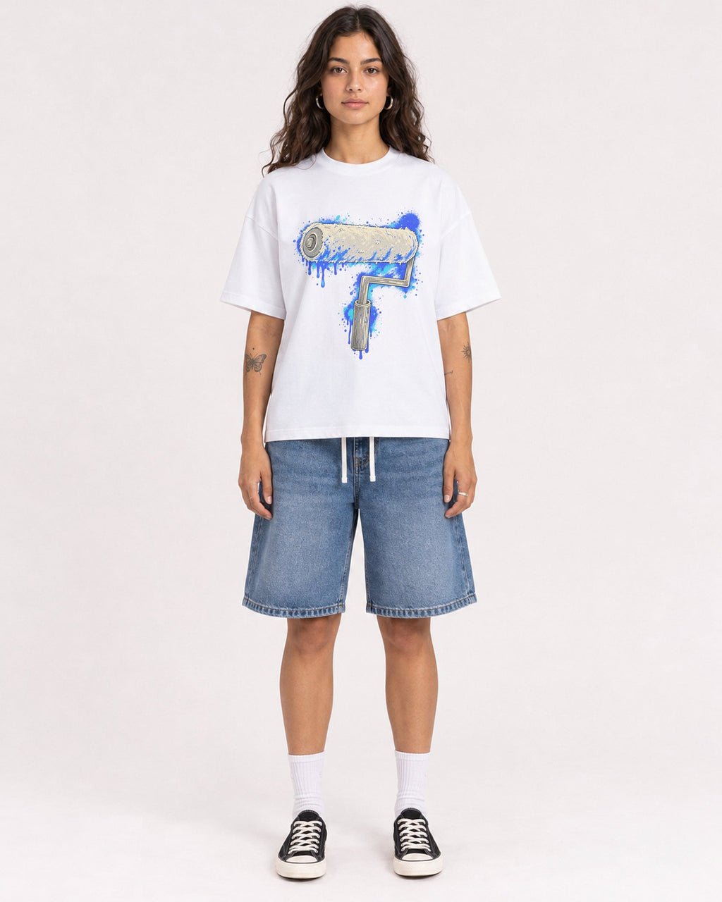 Mockup Boxy Heavyweight Tee White female full-body 06