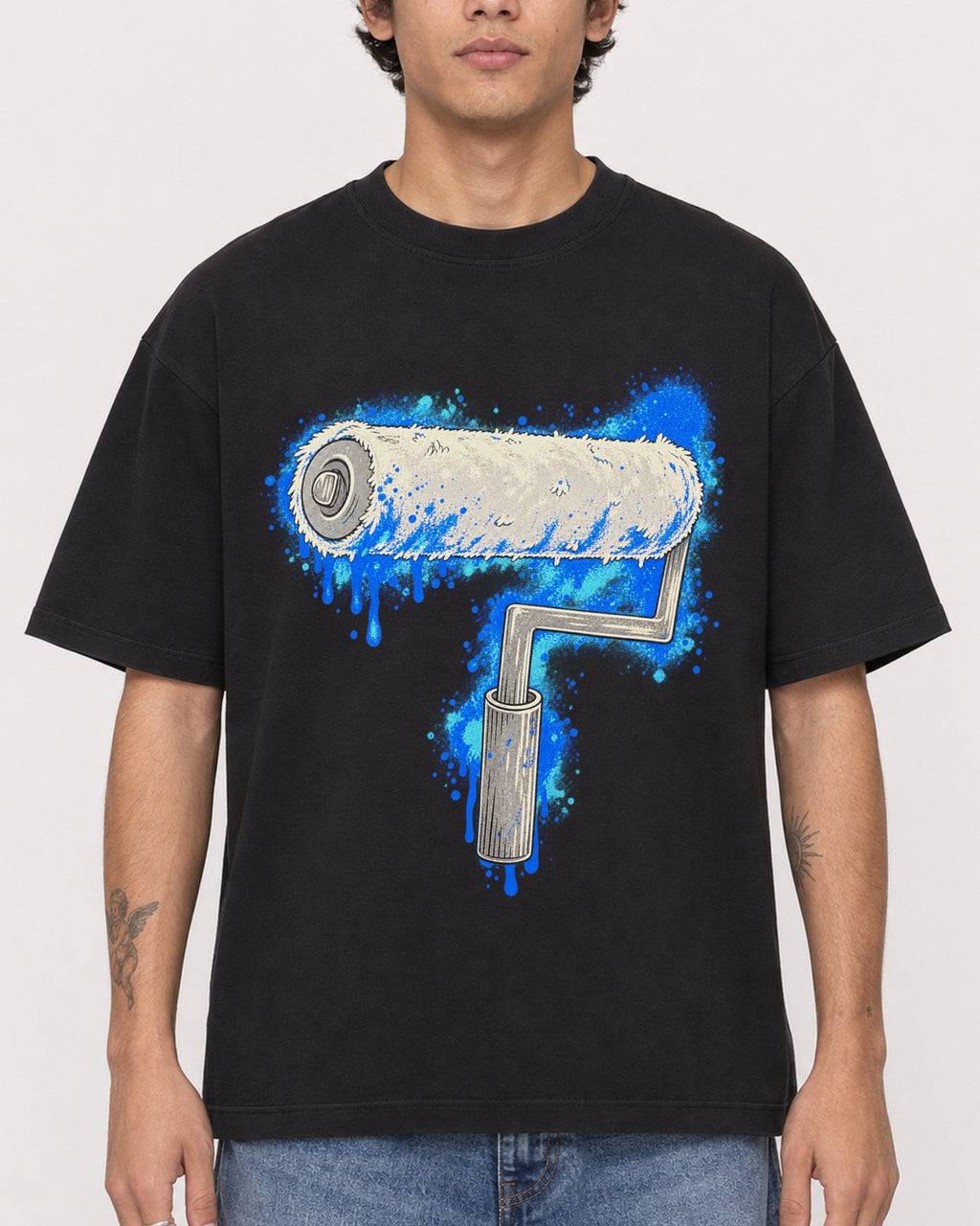Mockup Boxy Heavyweight Tee Black male close-up 06