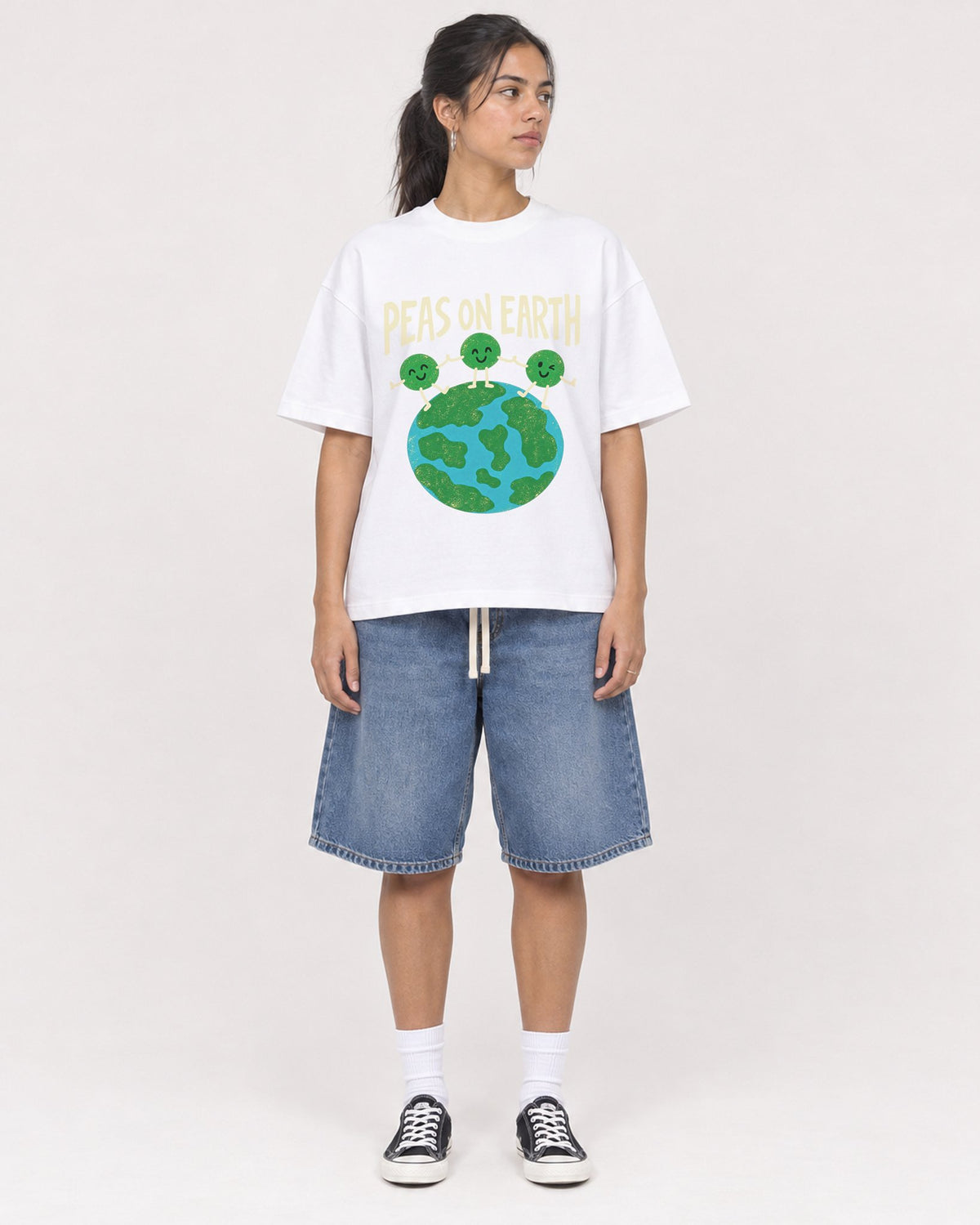 Mockup Boxy Heavyweight Tee White female full-body 16