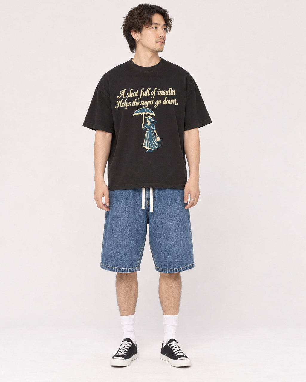 Mockup Boxy Heavyweight Tee Black male full-body 03